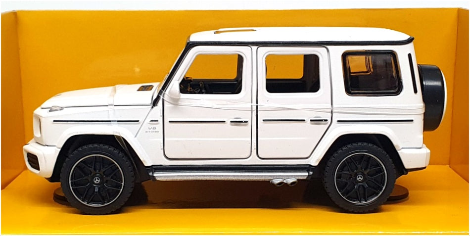 Rastar 1/32 Scale Diecast 64110 - Mercedes AMG G 63 - White