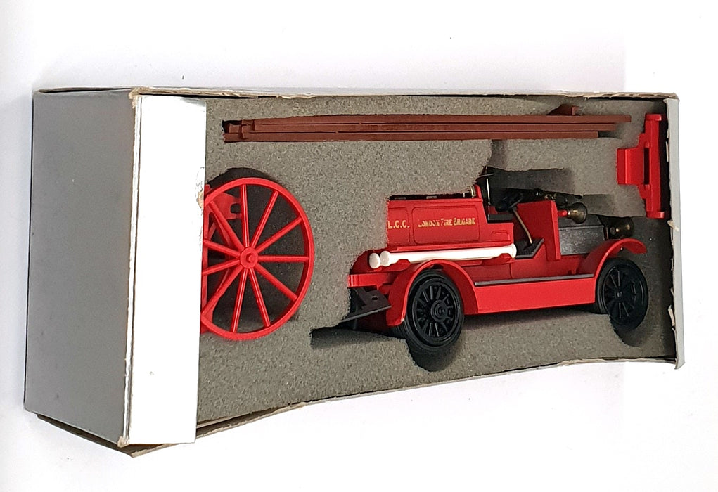 Conrad 1/50 Scale 1025 - Dennis Fire Engine London Fire Brigade - Red