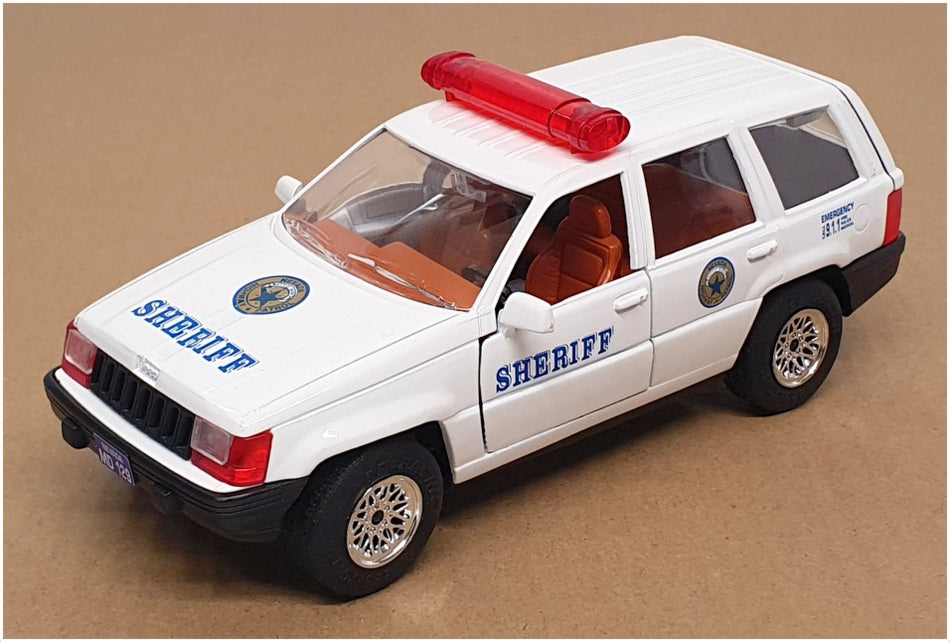 Majorette 1/24 Scale 4110 - Grand Cherokee Nevada Sheriff - White