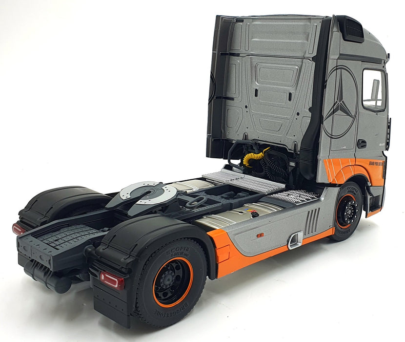 Solido 1/24 Scale S2400202 2019 Mercedes Actros Grand Prix Edition Truck Silver