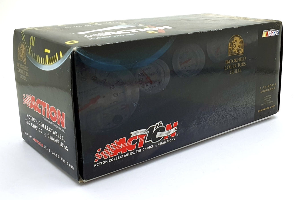 Action 1/24 Scale Diecast 102177 - 2002 Chevrolet Slammed Suburban #29 - Harvick