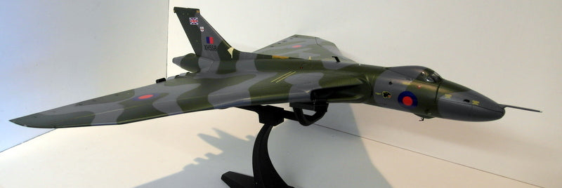 Corgi 1/72 Scale Diecast AA27201 Avro Vulcan B2 XH558 Vulcan to the Sky 2007