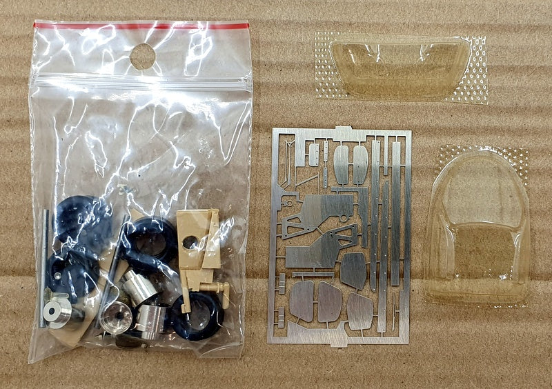 Starter 1/43 Scale Kit S3924B - Jaguar XJR5 Le Mans 1985