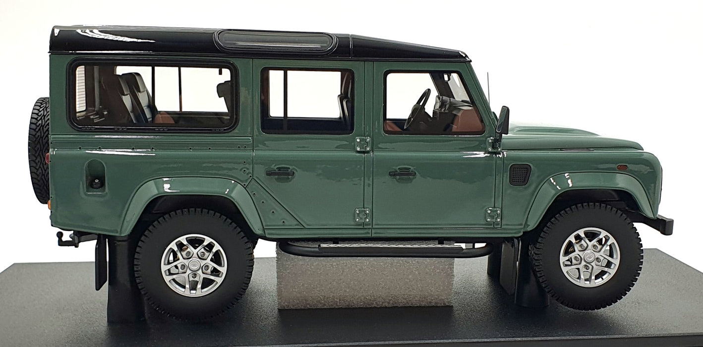 GT Spirit 1/18 Scale GT527 - Land Rover Defender 3 - Green