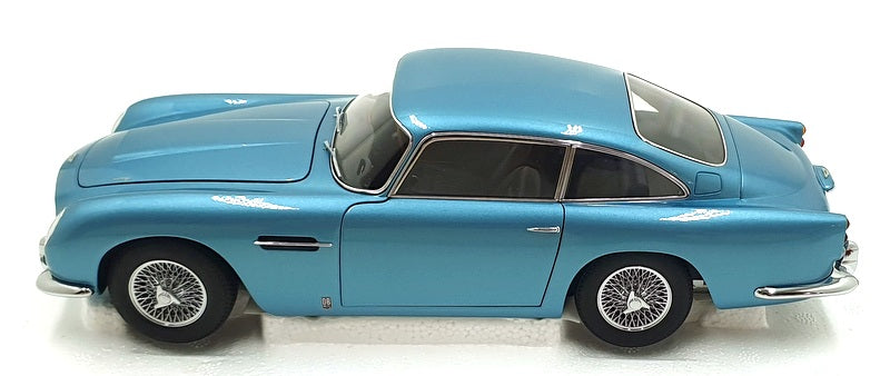 Autoart 1/18 Scale Diecast 70288 - Aston Martin DB5 - Caribbean Pearl/Blue
