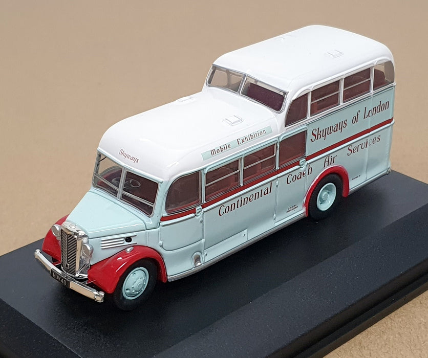Oxford Diecast 1/76 Scale 76COM007 - Commer Commando Skyways Coach