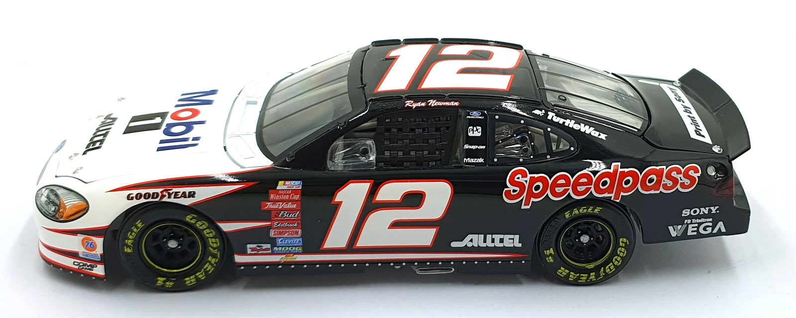 Action 1/24 Scale Diecast 103008 - 2002 Ford Taurus #12 NASCAR - Newman