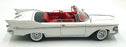 Road Signature 1/18 Scale Diecast 20138 - 1961 Imperial Crown - White