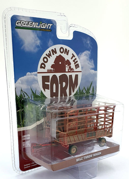 Greenlight 1/64 Scale 48040-F - Bale Throw Wagon - Rusty