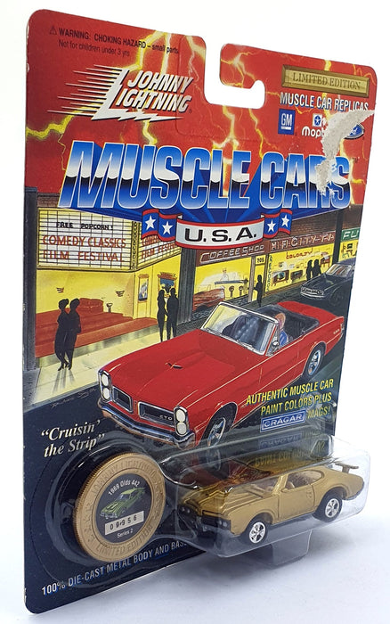 Johnny Lightning 1/64 Scale 200-120 Muscle Cars 1969 Olds 442 - Gold