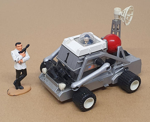 Corgi Diecast 65201 - Moon Buggy & James Bond 007 Figure Set