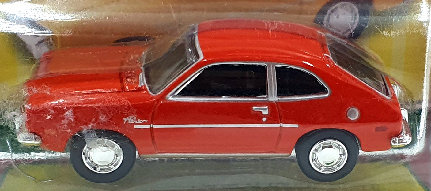 Motor Max 1/64 Scale 73600L - 1970 Ford Pinto - Red