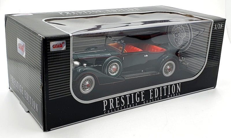 Anson 1/18 Scale Diecast 30397 - 1934 Packard - Dark Green