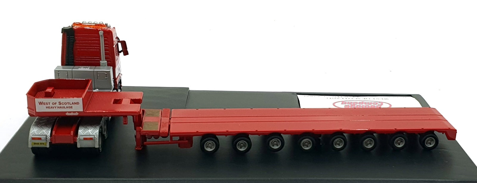 Oxford Diecast 1/76 Scale VOL03LL - Volvo FH Low Loader West of Scotland - Red