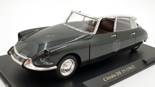 Leo Models 1/24 Scale Diecast 16 - 1963 Citroen DS - Dark Grey