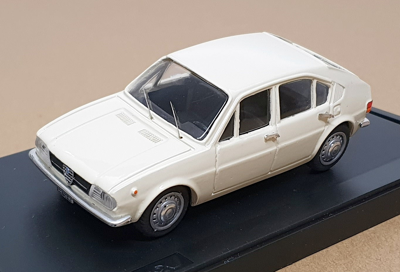 ProgettoK 1/43 Scale PK200W - Alfa Romeo Alfa-Sud - White
