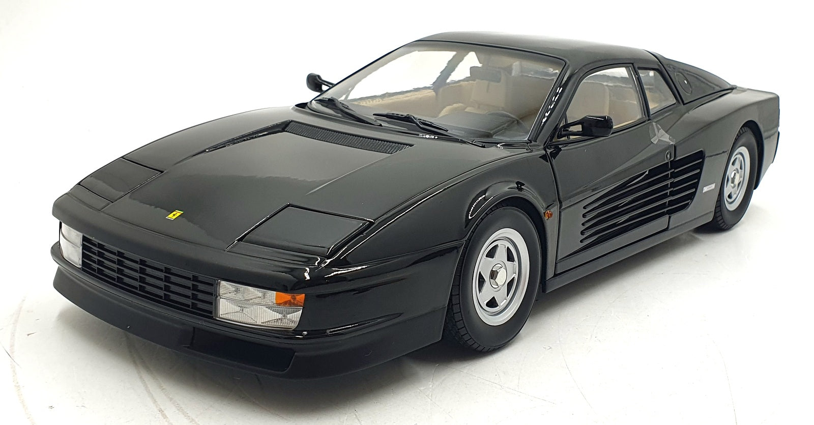 KK Scale 1/12 Scale KKDC120202 - 1986 Ferrari Testarossa - Black