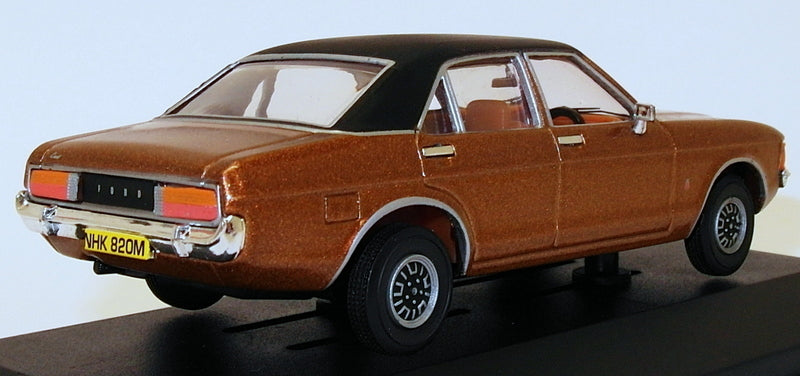 Vanguards 1/43 Scale Model Car VA05510 - Ford Consul - Copper Brown