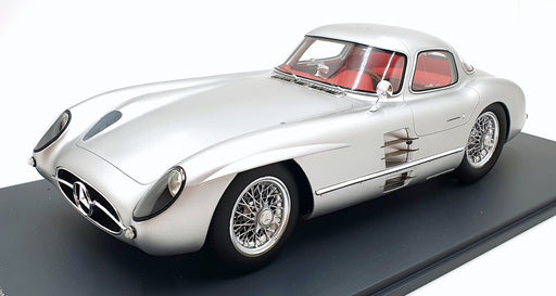 Spark 1/12 Scale 45 005 2700 - Mercedes-Benz 300 SLR Uhlenhaut Coupe - Silver