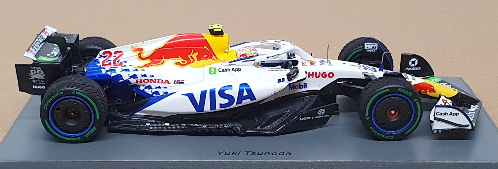 Spark 1/43 S9575 - F1 Visa Cash App Racing Bulls 12th Australian GP 2025 Tsunoda