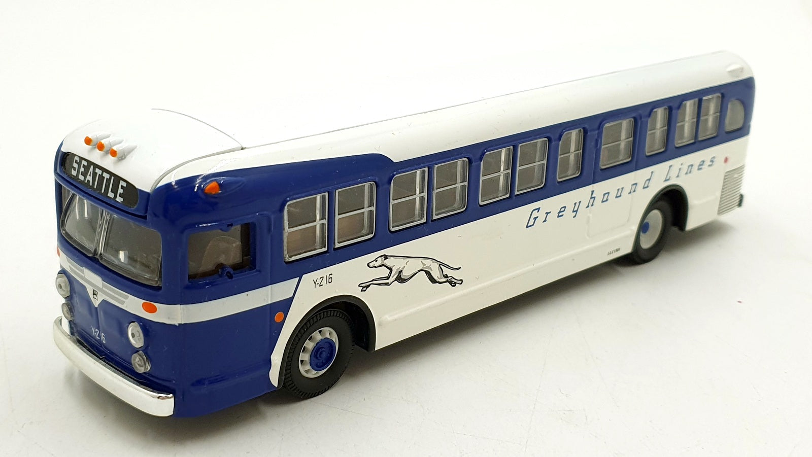 Corgi 1/50 Scale Diecast 54202 - Northwest Greyhound Lines GM 4515