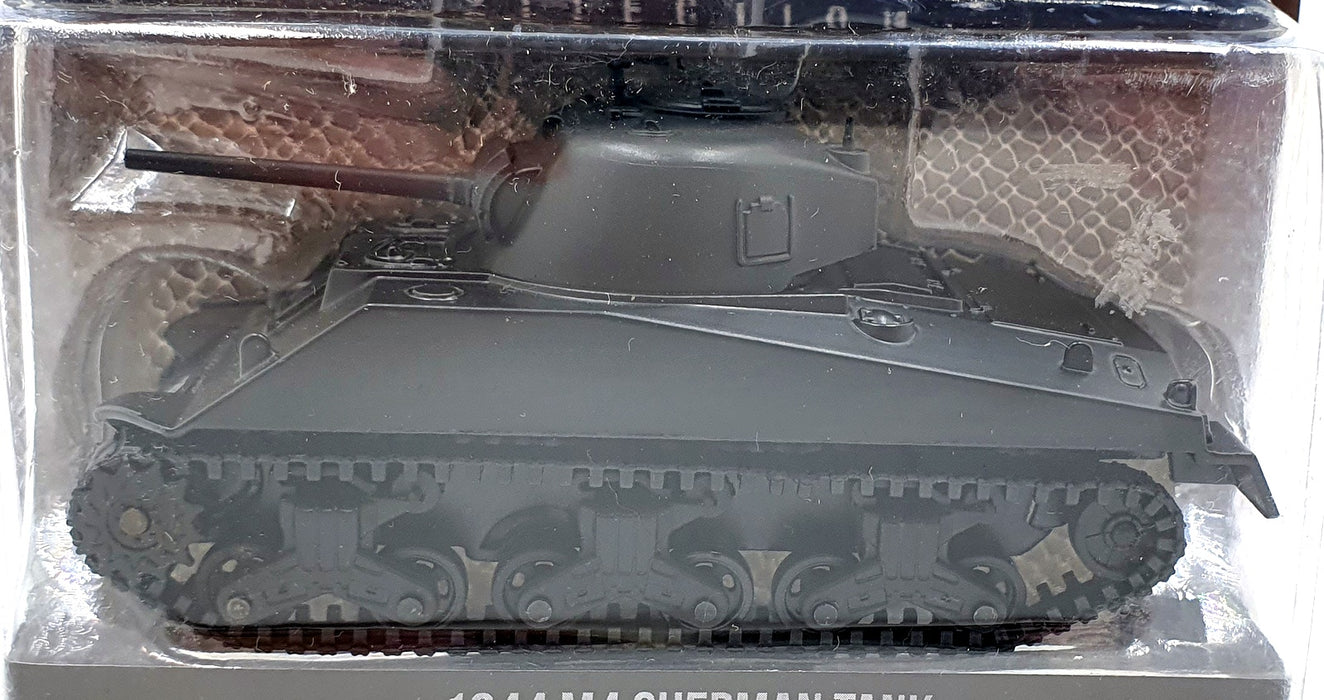 Greenlight 1/64 Scale 28090 - 1944 M4 Sherman Tank - Black