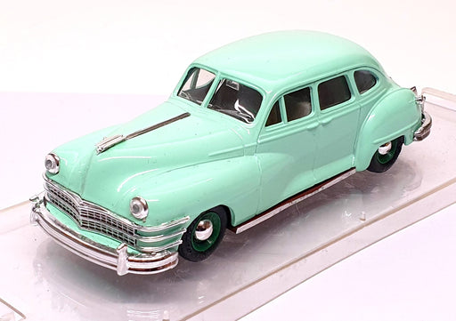 Vitesse 1/43 Scale 370 - 1947 Chrysler Windsor Sedan - Lt. Green