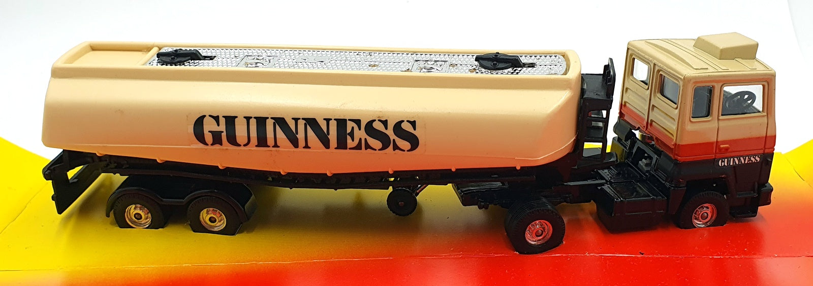 Corgi Appx 30cm Long Diecast 1169 - Ford Truck Tanker Trailer (Guinness)