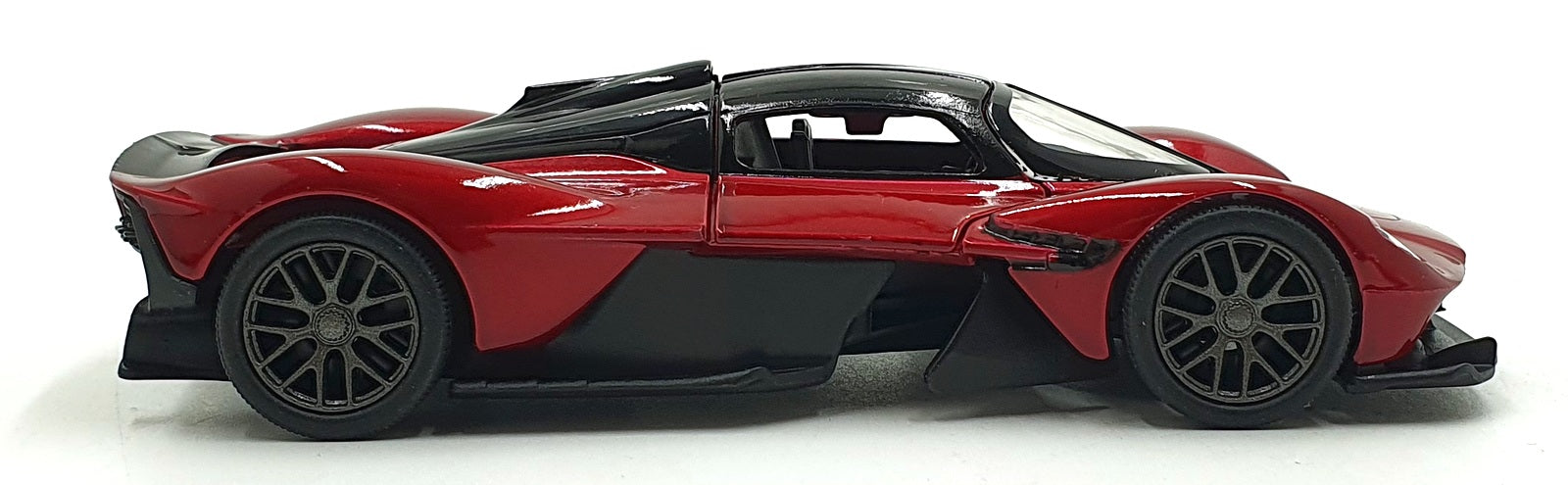 Kinsmart 1/36 Scale Pull Back & Go TY4257 - Aston Martin Valkyrie - Met Red