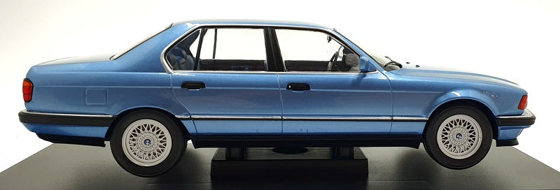 Model Car Group 1/18 Scale Diecast MCG18160 - BMW 7-Series E32 - Met. Blue