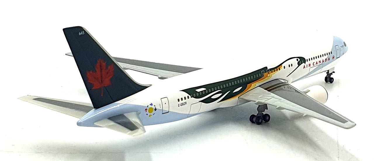 Herpa 1/500 Scale 504430 - Boeing 767-300 "Free Spirit" Air Canada