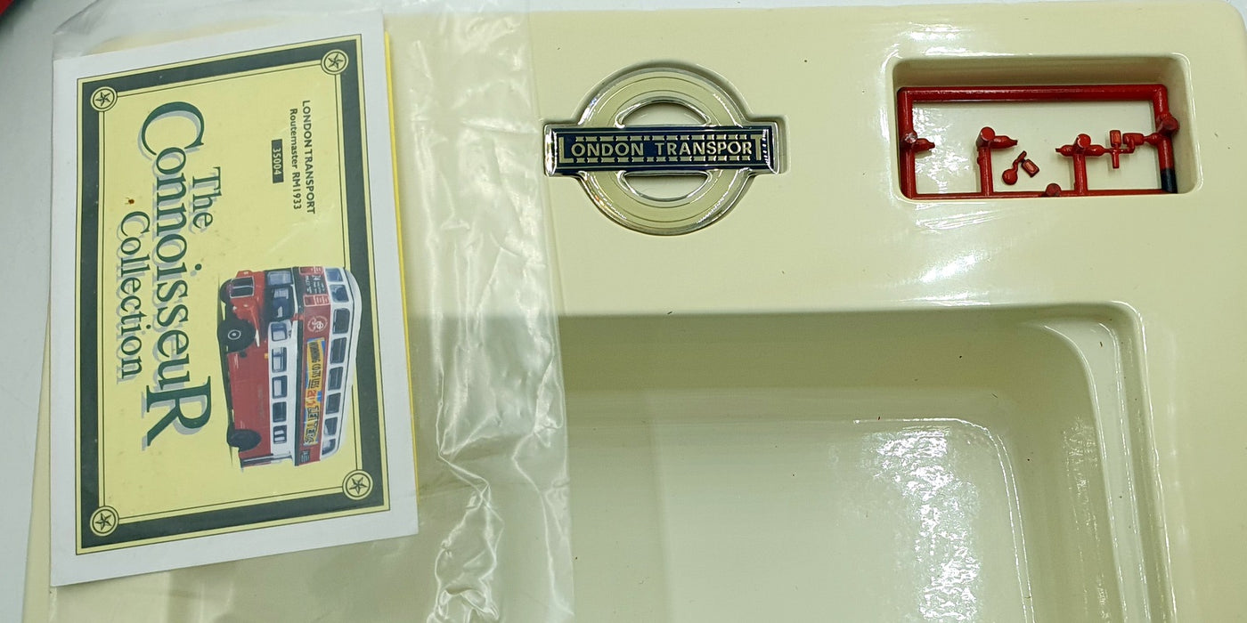 Corgi 1/50 Scale Diecast 35004 - Routemaster RM1933 - London Transport