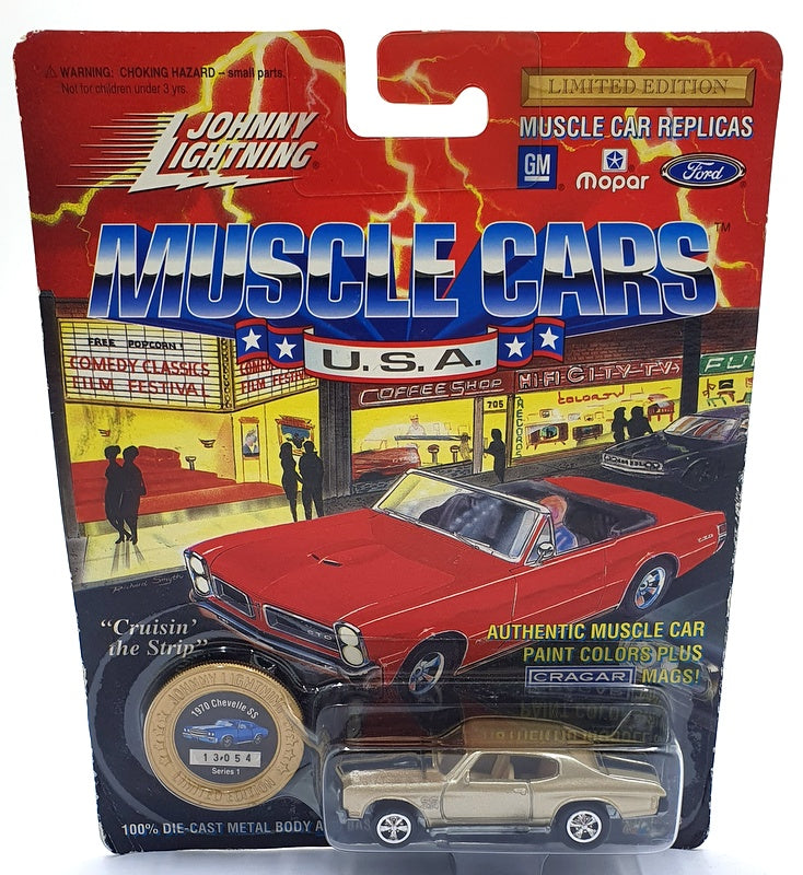 Johnny Lightning 1/64 Scale 200-100 Muscle Cars 1972 Chevrolet Chevelle SS Gold