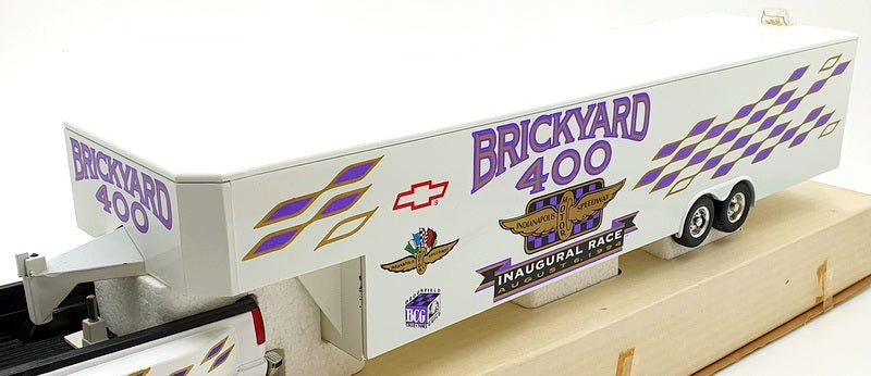 Brookfield 1/25 Scale 27423A Brickyard 400 Chevrolet Crew Cab And Trailer