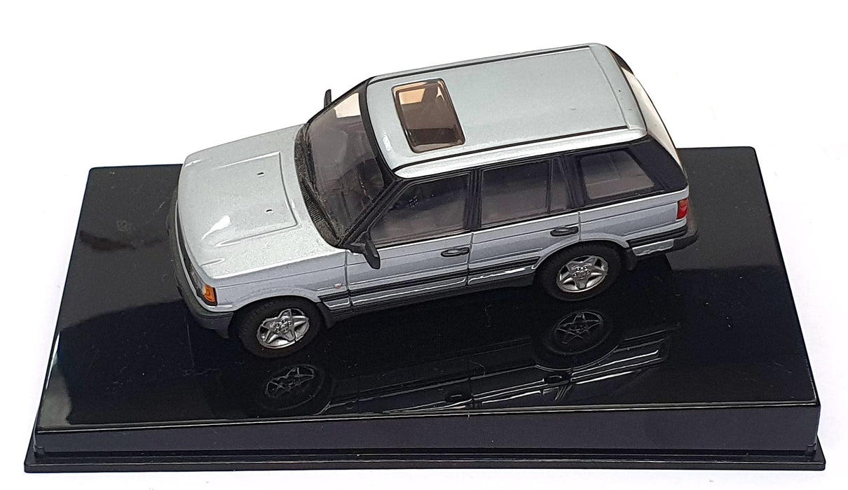 Autoart 1/43 Scale Diecast 54803 - Range Rover 4.6 HSE - Silver