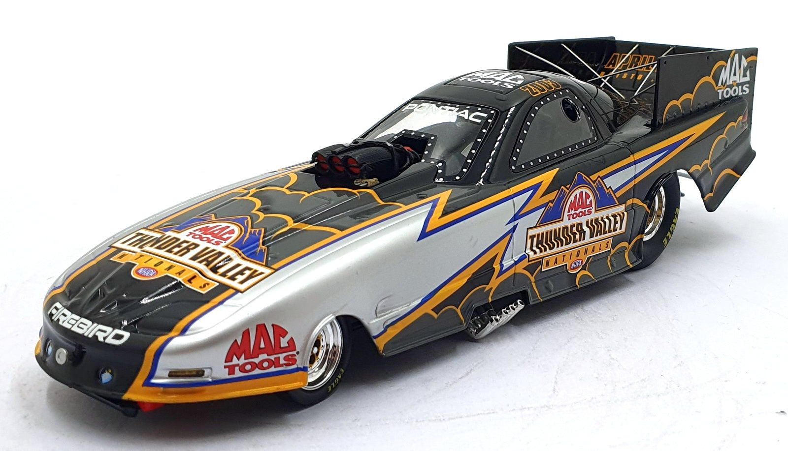 Action 1/24 Scale 104134 - Pontiac Funny Car Dragster Thunder Valley 2003