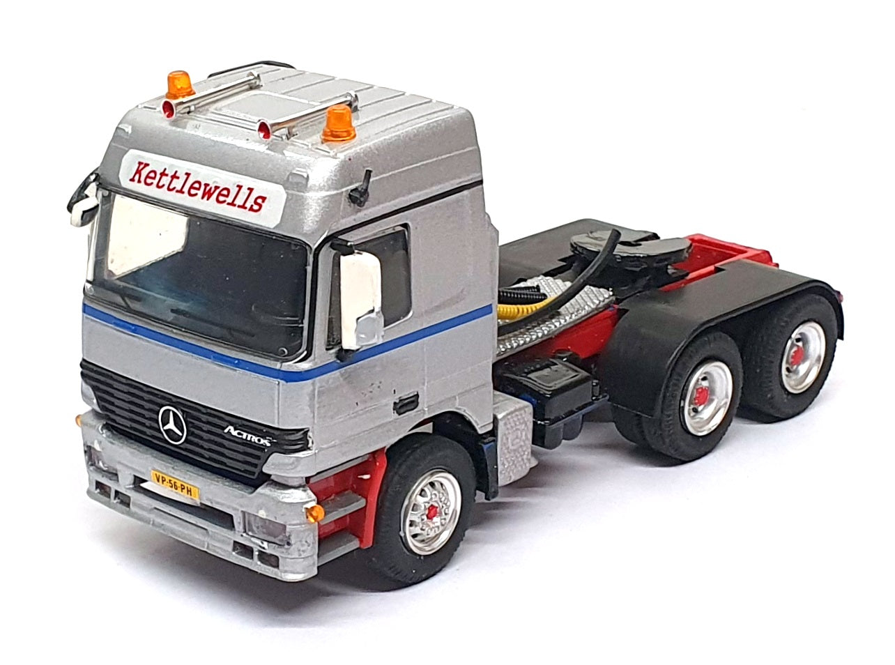 Unknown Brand 1/50 Scale MBT02S - Mercedes Benz Truck Kettlewells - Silver