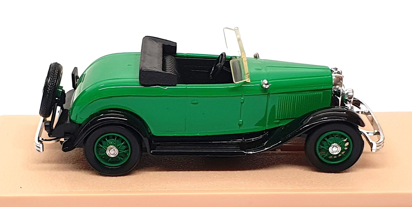Eligor 1/43 Scale 1200 - 1932 Ford V8 Roadster Ouvert - Green/Black