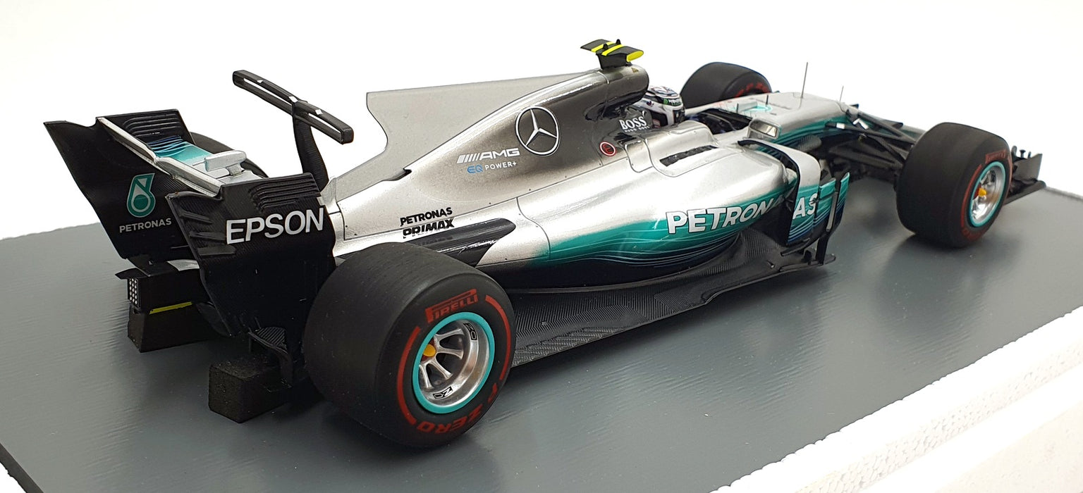 Spark 1/18 Scale 18S301 - 2017 Mercedes AMG W08 #77 V.Bottas 1st Russian GP
