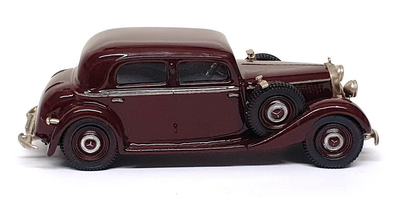 Somerville Models 1/43 Scale Built Kit 102K - Mercedes Benz 260D - Maroon