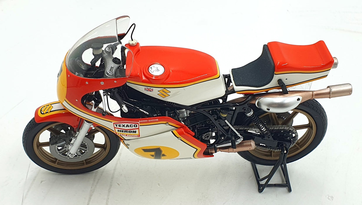 Minichamps 1/12 Scale 122 760107 Suzuki RG500 Barry Sheene Champion 1976