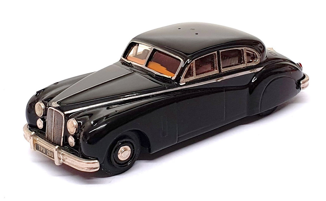 Crossway Models 1/43 Scale CS05 - Jaguar MkVII Essex Police - Black