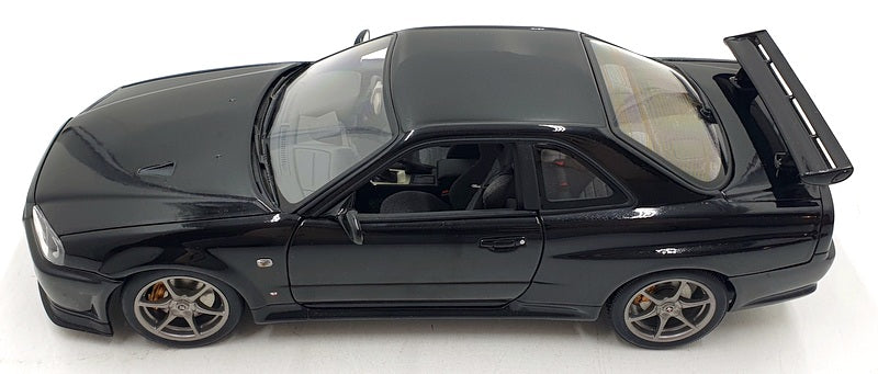 Autoart 1/18 Scale Diecast DC8224K - Nissan Skyline GT-R34 - Black