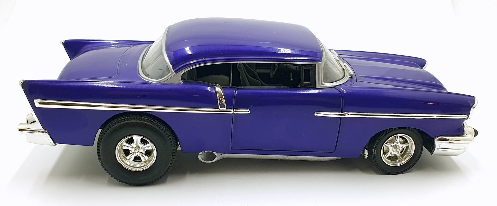 Hot Wheels 1/18 Scale Diecast 14126S - 1957 Chevrolet 'Chevy' - Purple