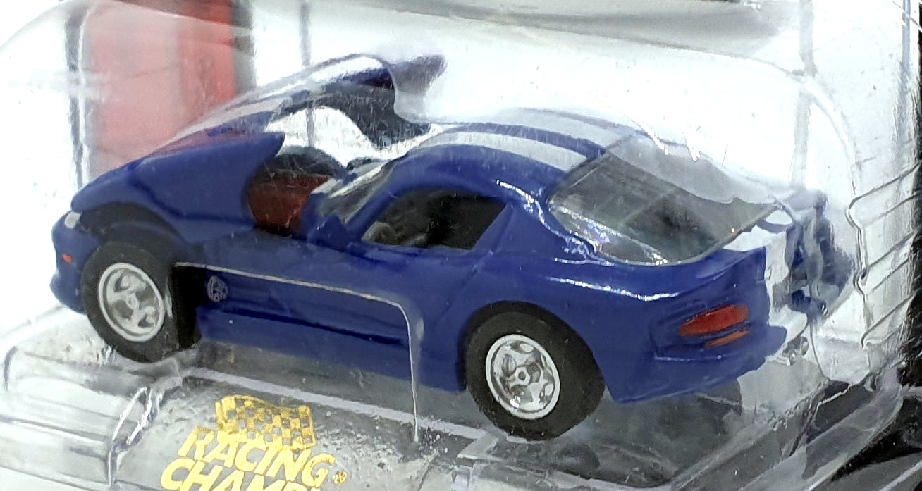 Racing Champions 1/55 Scale 08102 - 1996 Dodge Viper GTS - Blue