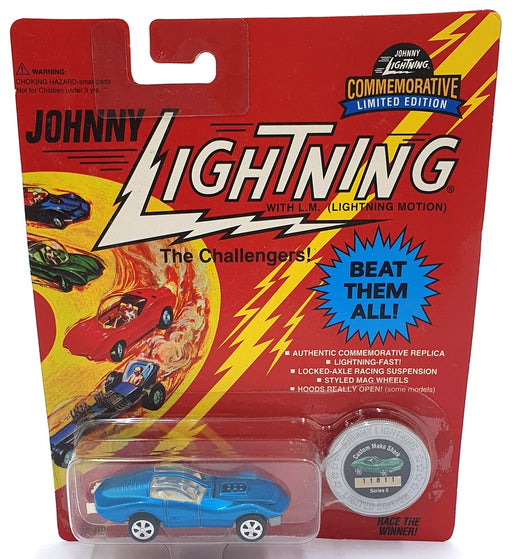 Johnny Lightning 1/64 Scale 100-162 - The Challengers Custom Mako Shark - Blue