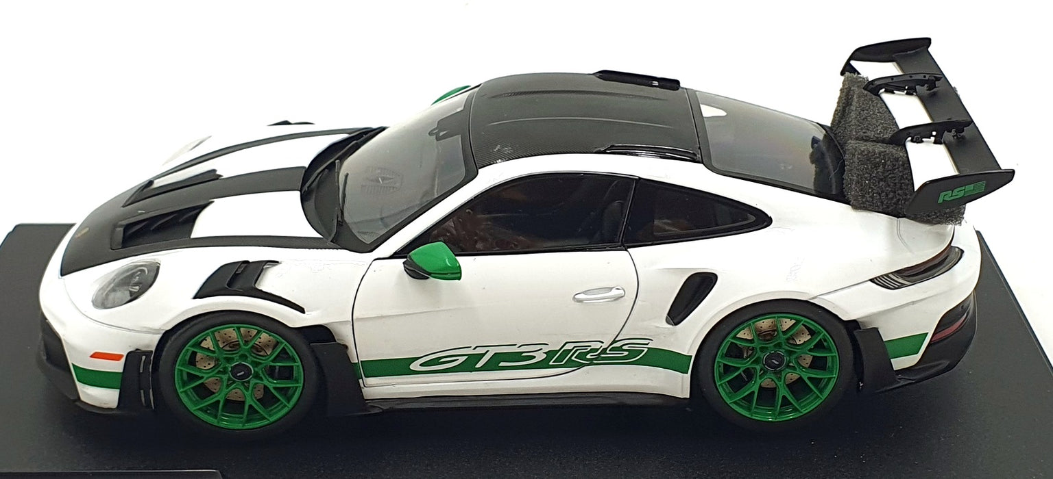 Solido 1/18 Scale Diecast S1812107 - 2024 Porsche 911 GT3 RS - White