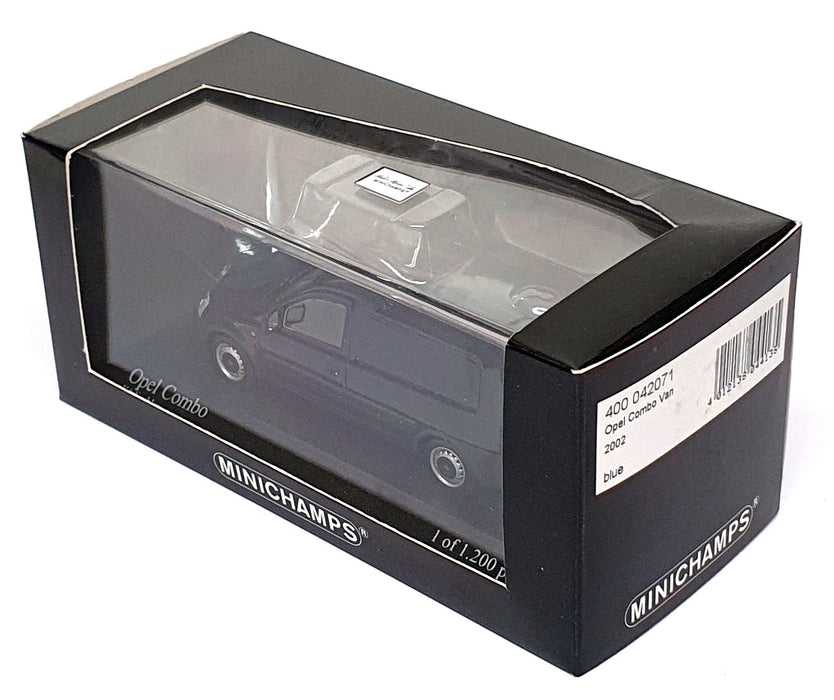 Minichamps 1/43 Scale 400 042071 - 2002 Opel Combo Van - Blue