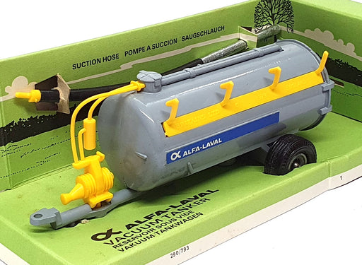 Britains 1/32 Scale 9560 - Alfa Laval Vacuum Tanker - Grey/Yellow