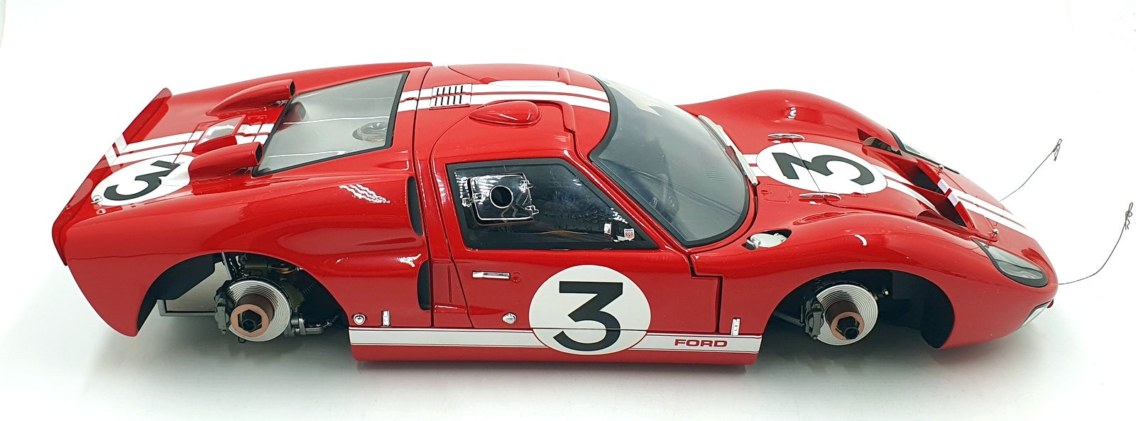 GMP 1/12 Scale G1201307 - 1966 Ford Gt40 MkII #3 Gurney/Grant - Red